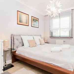 https://apartments-piastowska-185b.gdanskhotel.org